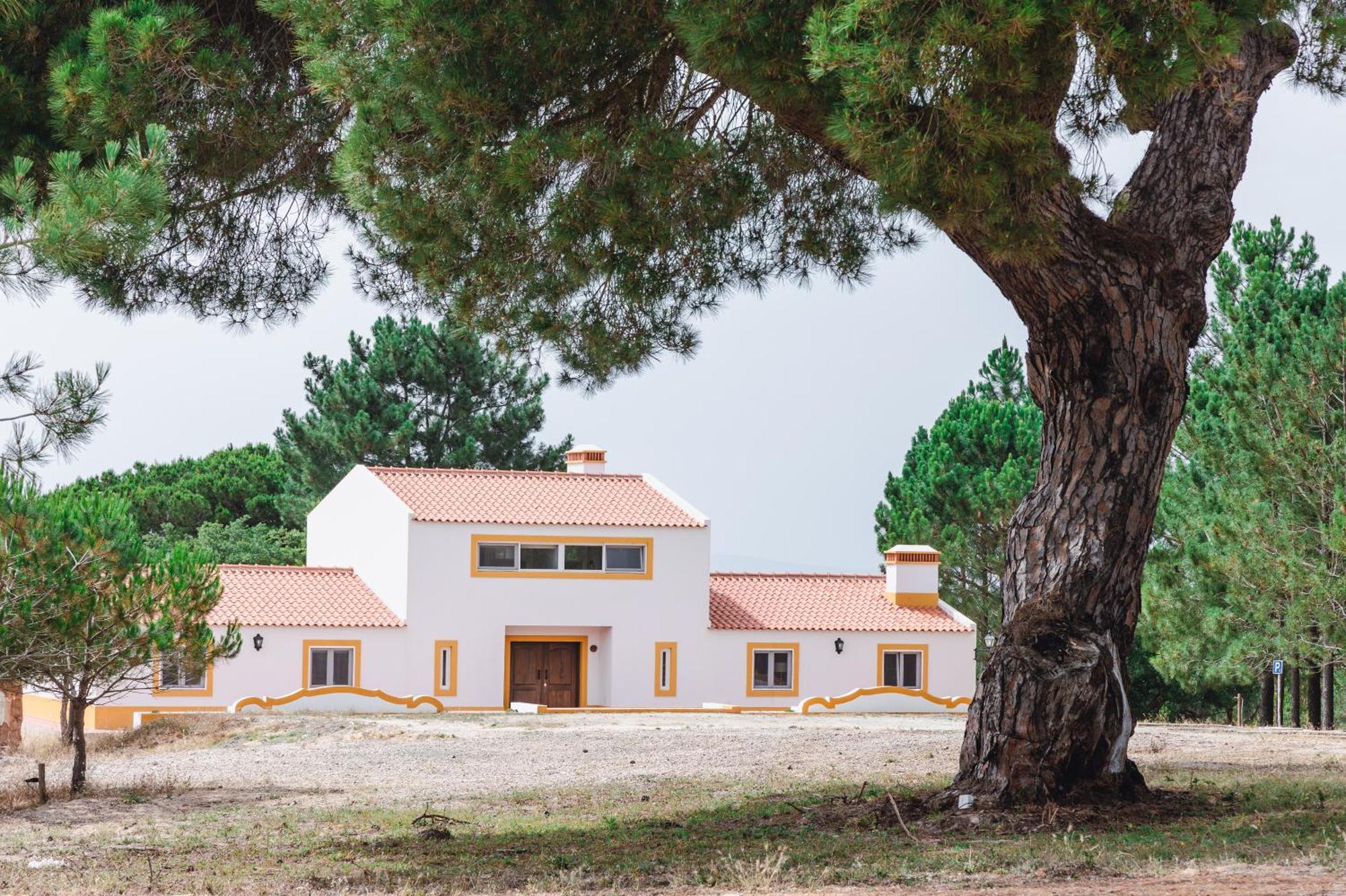 Gasthaus Montum Farm Living Melides Exterior foto